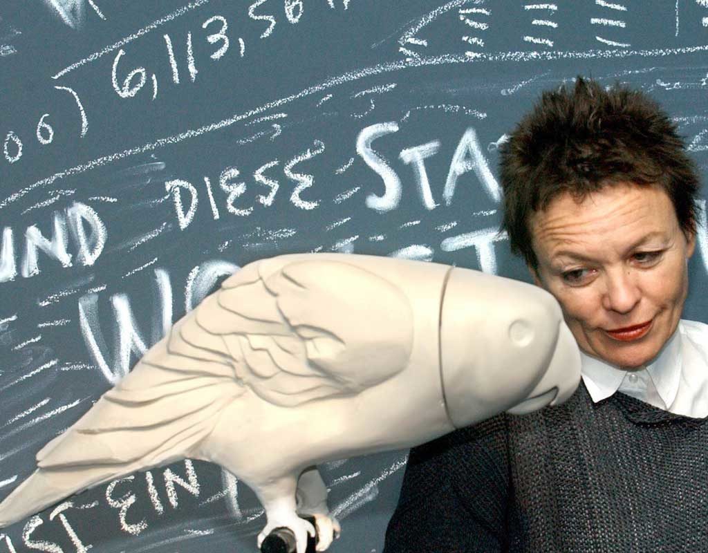 "Heart of a Dog" - US-Künstlerin Laurie Anderson wird 70